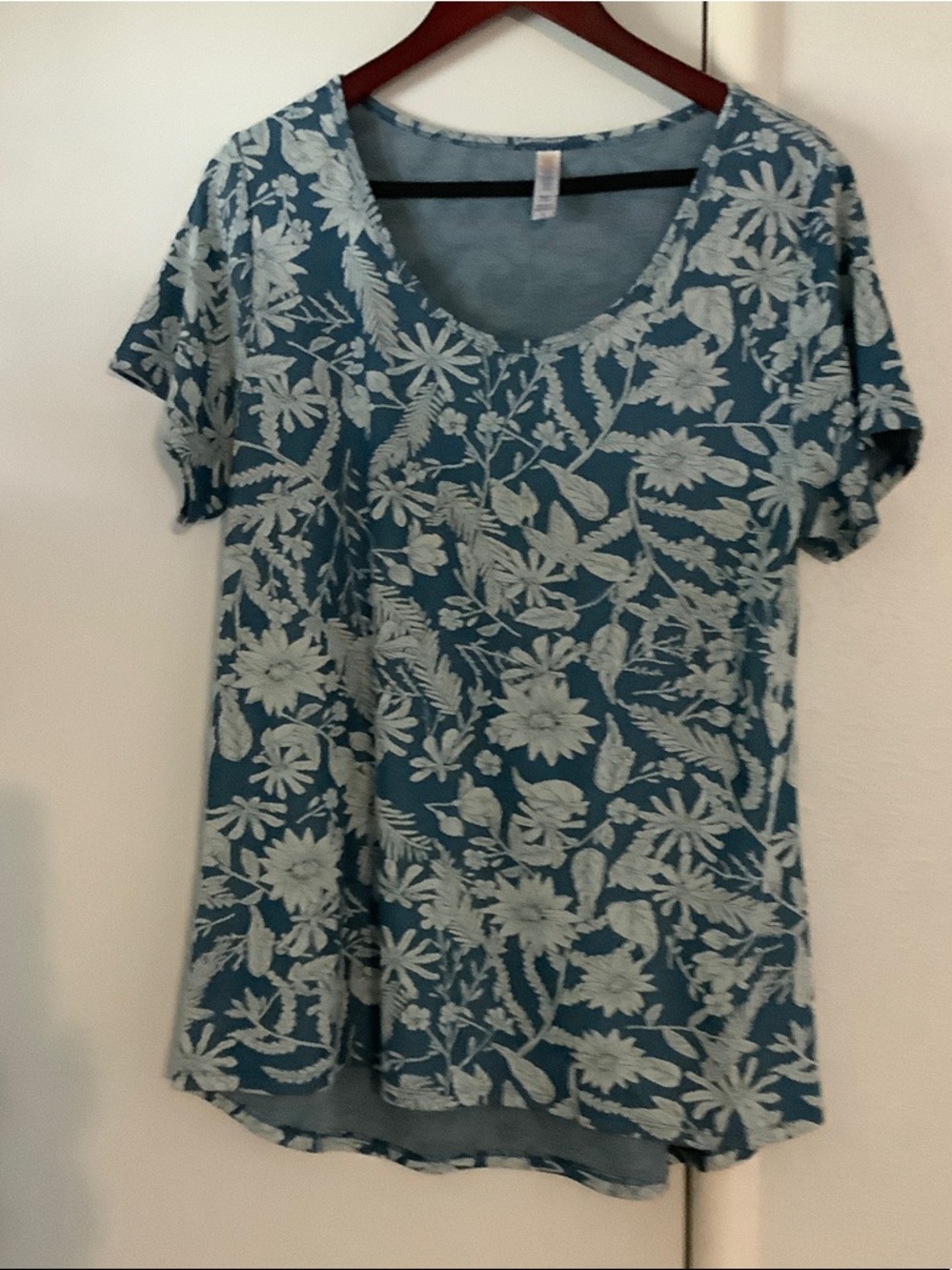 LuLaRoe Teal Scoop Neck Tee with Cream Floral Print - Women